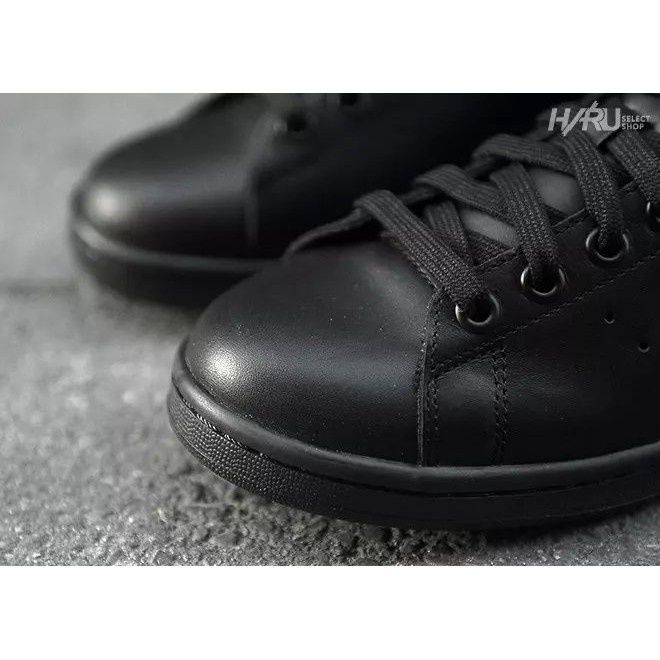 Adidas Origin Stan Smith M20327 Black All Black Casual Shoes Yuppie Retro  Leather Shoescrocs | Lazada Ph
