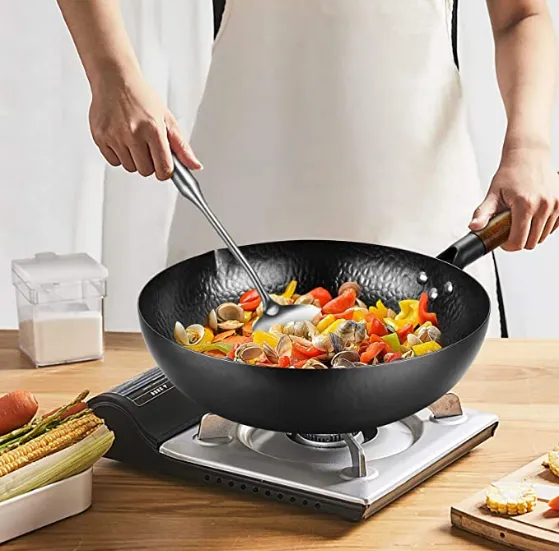 Carbon steel wok pan flat bottom pan, Gas stoves Woks and Stir Fry Pans