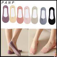 PANP 5Pairs สำหรับผู้หญิง สีทึบทึบ ฤดูร้อนฤดูร้อนฤดูร้อน นุ่มนุ่มๆ ถุงเท้าผ้าไหมล่องหน กันลื่น ถุงเท้าเรือข้อเท้า ตาข่ายแบบตาข่าย