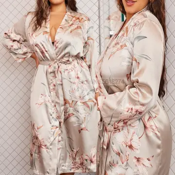 Wholesale Women Plus Size Solid Color Kimono Bridesmaid Satin Robe  Sleepwear - China Women Bathrobes and Nightgown Party price
