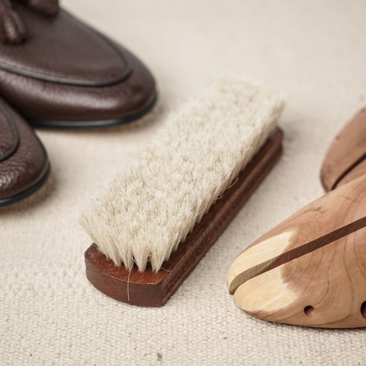 spot-julietta-แปรงขนม้า-premium-horsehair-brush-rosewood-ขนม้าสีขาว-ไม้โรสวูด-juliettabkk