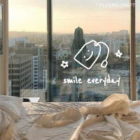 Smile Everyday สติ๊กเกอร์ติดกระจก สติ๊กเกอร์แต่งร้าน สติ๊กเกอร์แต่งบ้าน สติ๊กเกอร์น่ารัก