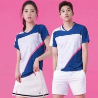 Yonex แบดมินตันเสื้อผ้าฤดูร้อนผู้ชายและผู้หญิงใหม่กีฬาแขนสั้นแห้งเร็วการแข่งขันการฝึกอบรมเสื้อผ้า