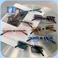 TT GLASSES การป้องกัน UV400 แว่นตากันแดดทรงสี่เหลี่ยมผืนผ้าไร้ขอบ Y2K แว่นตากันแดดไร้กรอบ แฟชั่นสำหรับผู้หญิง แว่นตาสำหรับแว่นตา สำหรับผู้หญิงและผู้ชาย