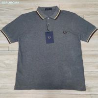 พังแล้ว☍เสื้อยืดแขนสั้นผู้ชาย,เสื้อเสื้อโปโลธุรกิจลำลอง M3600 Fred Perry FP Wheat