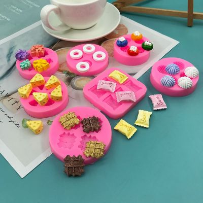 【CW】 Kinds Food Molds Waffles Cookie Cheese Chocolate Chip Donuts Decorating Tools Soft Silicone Fondant Mould