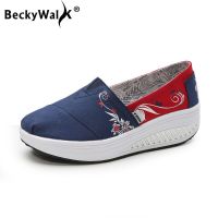 2023 Autumn Women Shoes Wedge Canvas Shoes Woman Print Comfortable Loafers Slip On Female Shoe Platform Sneakers Women WSH3661