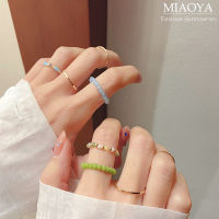 MIAOYA Fashion Jewelry Shop 4 แหวนอะคริลิคสีสันสดใสสำหรับผู้หญิง ชุดแหวนอินเทรนด์สำหรับนักเรียน ของขวัญวันเกิดที่สวยงาม