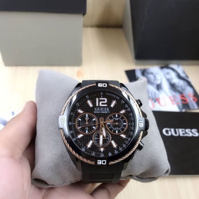 นาฬิกาแบรนแท้ของguess-รุ่นใหม่ล่าสุดพร้อมอุปกรณ์ครบ-รับประกันสินค้า-1-ปี