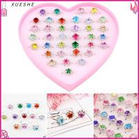 XUESHE 36Pcs ปรับขนาดได้ ของเล่นแหวนเด็ก เพชรน้ำเพชร เครื่องประดับแฟชั่นเครื่องประดับ แหวนเพชรน้ำ คุณภาพสูงมาก แบบสุ่มสไตล์ แหวนปรับได้ ของขวัญวันเกิดของขวัญ