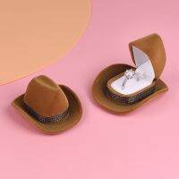 Creative Retro American Western Cowboy Hat Oval Ring Box