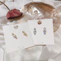 {Han ornaments}เข็ม South Korea East Gate Micro ฝัง Fishbone ต่างหูตาข่ายสีแดงเดียวกันต่างหูอารมณ์หญิง Earrings