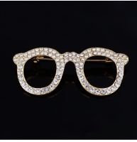 Creative Glasses Temperament Pin Men 39;s Suit Trend Shining Glasses Brooch Men 39;s and Women 39;s Pin