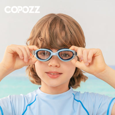 COPOZZ เด็กซิลิโคนแว่นตาว่ายน้ำเด็กว่ายน้ำสระว่ายน้ำดำน้ำกีฬาทางน้ำแว่นตาที่มีสีสันกันน้ำป้องกันหมอกแว่นตา