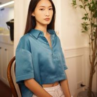 Roll&amp;Rover ROLLING satin shirt (Aqua blue)  เสื้อเชิ้ตโปโล Oversized Crop คอปก ผ้าPremium Satin