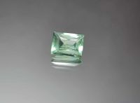 หินเรนโบว์ ฟลูออไรต์ (Rainbow Fluorite Slice With Natural Edge) " หินแห่งความฉลาด "  น้ำหนัก 0.60 ct ขนาด4.1x2.9x5.7 mm พลอยแท้ 100% เนื้อดี ราคาถูก