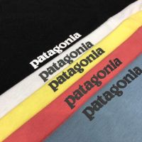 เสื้อยืดลายกราฟฟิก patagonia