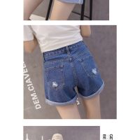 2020 Korean Summer Loose New Women Denim Shorts &amp; Short Jeans Student High Waist Joker Wide Leg Slim Ripped Hot Pants Seluar Jeans Pendek Wanita Baru Musim Panas Seluar Panas Merobek Joker Pinggang Tinggi Pelajar Lebar Kaki Lengan Ramping K