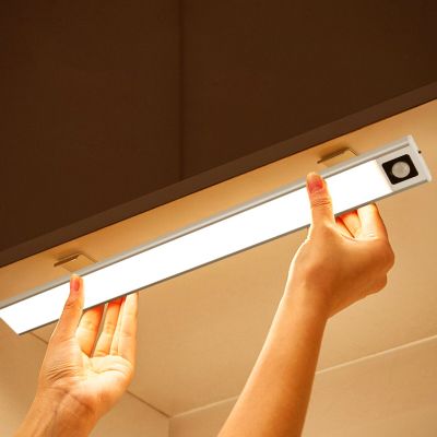 Body Movement IR Detect LED Light 5V PIR Motion Sensor Ceiling Light Rechargeable Light bedroom closets Lamp kitchen Bathroom  by Hs2023