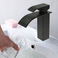 Basin Faucet Sink Faucet Bathroom Cold And Hot Deck Mounted Water Mixer Tap