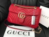 Gucci กระเป๋าแบรนด์กุชชี่ กระเป๋าสะพาย ขนาดเพียง 10นิ้ว สำหรับผู้หญิง