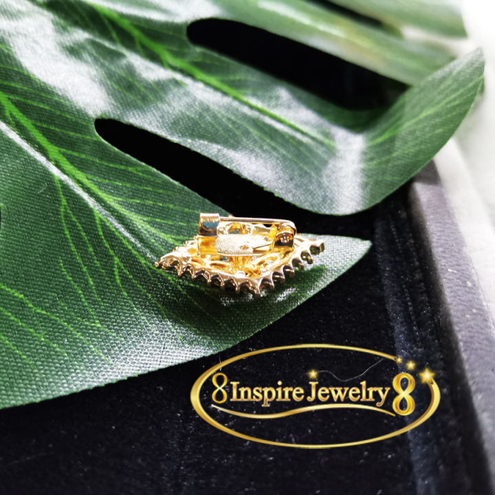 inspire-jewelry-เข็มกลัดเพชรรูปข้าวหลามตัด-สวยงาม-น่ารัก-ขนาดเล็ก