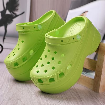 【ready stock】2023crocsthe same style womens shoes size 41 sports lightweight platform sandals slippers hole shoes
