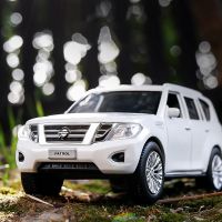 Nissan Patrol โมเดลรถอัลลอยด์,โมเดลรถของเล่นออฟโรดโลหะสำหรับเด็กของขวัญสำหรับเด็ก1:36