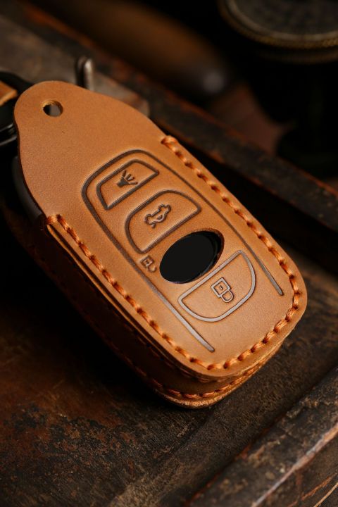 luxury-leather-car-key-case-cover-keychain-holder-pouch-for-subaru-forester-outback-legacy-fob-protector-auto-accessories-shell