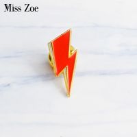 Aladdin Lightning Enamel Pin Bowie style Brooches Gift Art Glam Rock icons Pin Badge Gift for Rock fans men women