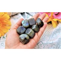 1 Pc Natural Labradorite 2-3 cm Polished Tumble Stone / Top High Grade Quality Stone / Pocket Stone Healing Crystal.