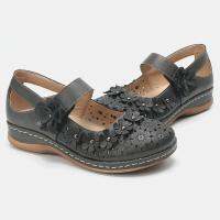 LOSTISY Women Comfy Flowers Hollow Hook Loop Flats