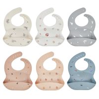 Baby  Grade Silicone Waterproof Bibs Newborn Boys Girls Feeding Saliva Towel Infants Adjustable Burp Apron Aprons