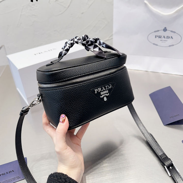 ▷Original◁【Gift Box Packaging】New Prada Crossbody Bag Simple Leisure Brand  Bag with Coin Purse Fashion Versatile Holiday Style Bag 23cm PRH