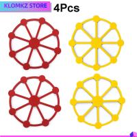 KLOMKZ 4Pcs กันลื่น เสื่อขาตั้งสามขา ซิลิโคนทำจากซิลิโคน สีแดงและสีเหลือง เสื่อฉนวนกันความร้อน ใช้งานได้จริง ทนความร้อนทน แผ่นรองแก้ว ห้องครัวและโต๊ะ