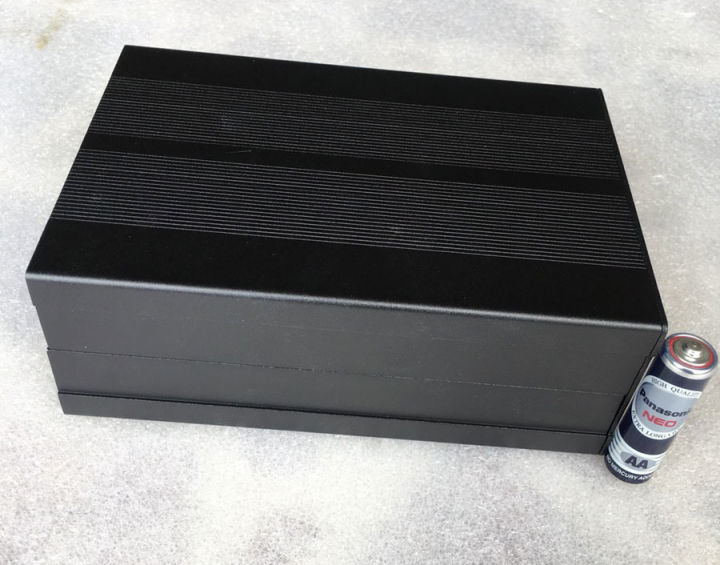 กล่องอลูมิเนียมสีดำขนาด 55x106x150 มม.