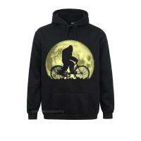 Bigfoot Biking Moon Vintage Biker Sasquatch Simple Night Hoodie Cool Hoodies Family Cotton Men Hip Hop Size XS-4XL