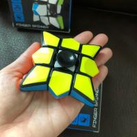 รูบิค สปินเนอร์ ของเล่นเด็ก หมุนลื่น ไม่สะดุด Rubik Spinner