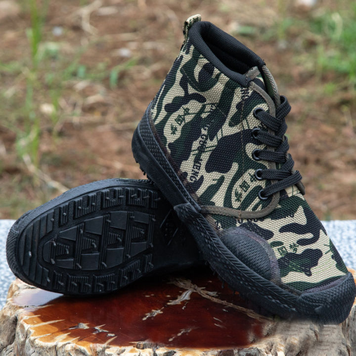 ส่งจากไทย-รองเท้าลายทหาร-เหมาะสำหรับรองเท้าทำสวน-รองเท้าเดินป่า-รองเท้าทำไร่ทำนา