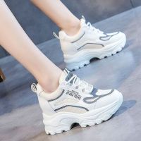 New height inside height of womens shoes small white shoes platform versatile casual shoes web celebrity super popular daddy shoes women2020新款增高内增高女鞋小白鞋子厚底百搭休闲鞋网红超火老爹鞋女