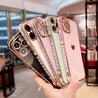 【Great. Cell phone case】กรณีโทรศัพท์หรูหราสำหรับ iPhone 14 11 12 13 Pro Max X XR XS Max 7 8บวก Electroplated หัวใจรักน่ารักด้านแบบกรณี TPU อ่อน