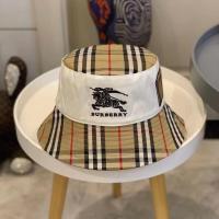 BURBERRY Topi Bucket ลายตารางหมากรุกย้อนยุค