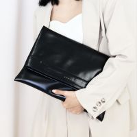 Srikiatden Studio - กระเป๋าถือ classic clutch