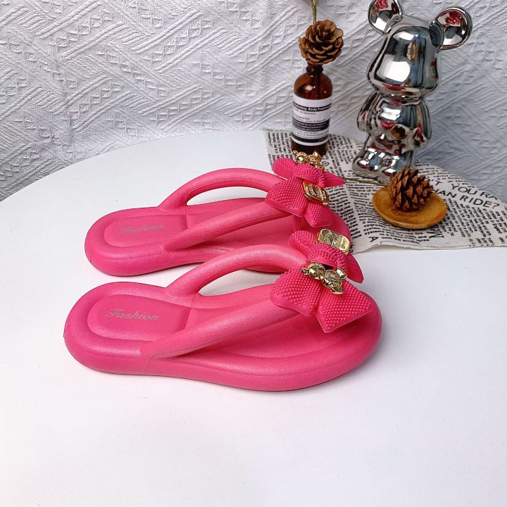 รองเท้าแตะนุ่มสุด-ๆ-แฟชั่นของผู้หญิงสวมด้านนอกแฟชั่นฤดูร้อนใหม่กันลื่นรองเท้าแตะชายหาดด้านล่างนุ่มหนา