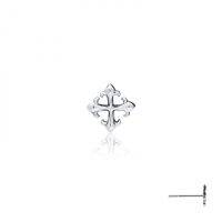 ake ake The Rituals Cross Stud Earring / ต่างหูเงินแท้แกะมือ ขัดเงาลงดำขับลาย