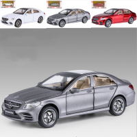 1:32 Benz C260L Die-Cast ยานพาหนะรถโลหะผสมรุ่นเสียงและแสงรถลากรุ่นคอลเลกชันรถยนต์ของเล่น