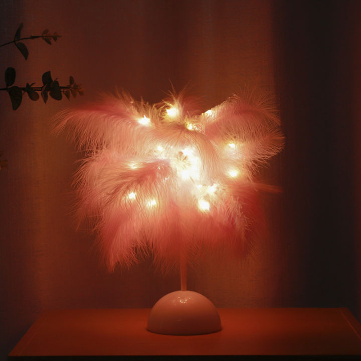 โคมไฟตั้งโต๊ะขนนก-พลังแบตเตอรี่-usb-aa-ไฟต้นไม้ที่อบอุ่นสร้างสรรค์แบบ-diy-โคมไฟขนนกไฟตกแต่งห้องนอนครอบครัวงานแต่งงานโคมไฟกลางคืนขนาดเล็กโคมไฟลวดทองแดงทรงดอกแดนดิไลอันโคมไฟตั้งโต๊ะขนนกสีแดงตาข่ายตกแต่ง