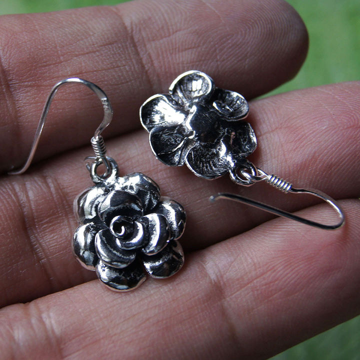 thai-flower-earrings-925-sterling-silvebeautiful-ไทย-น่ารักทำจากมึอลวดลายไทยตำหูเงินสเตอรลิงซิลเวอรสวยของฝากที่มีคุณค่า