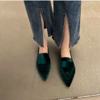 2023 New Spring Womens Flat Shoes with Flat Heel and Pointed Toe Womens Shoes with Suede Light Mouth and Solid Middle Mouth