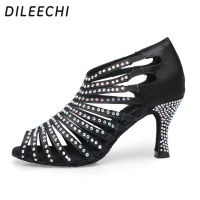 DILEECHI ฤดูร้อนผู้ใหญ่ Salsa ผู้หญิง Rhinestone รองเท้าเต้นรำละตินรองเท้าแตะรองเท้าเต้นรำสแควร์ด้านล่างนุ่มส้นสีดำ75Mm